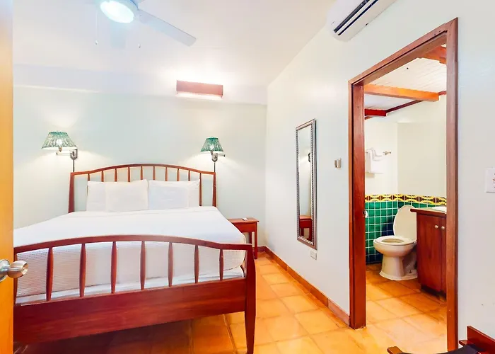 Condo #25 @ Beachside Villas