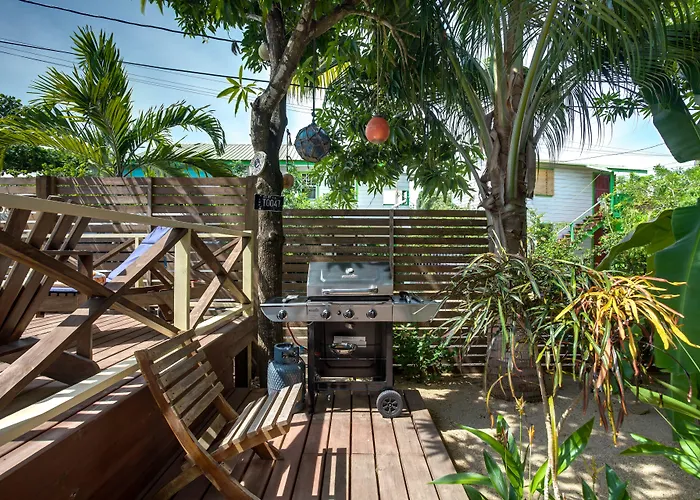 Driftwood Gardens Guesthouse